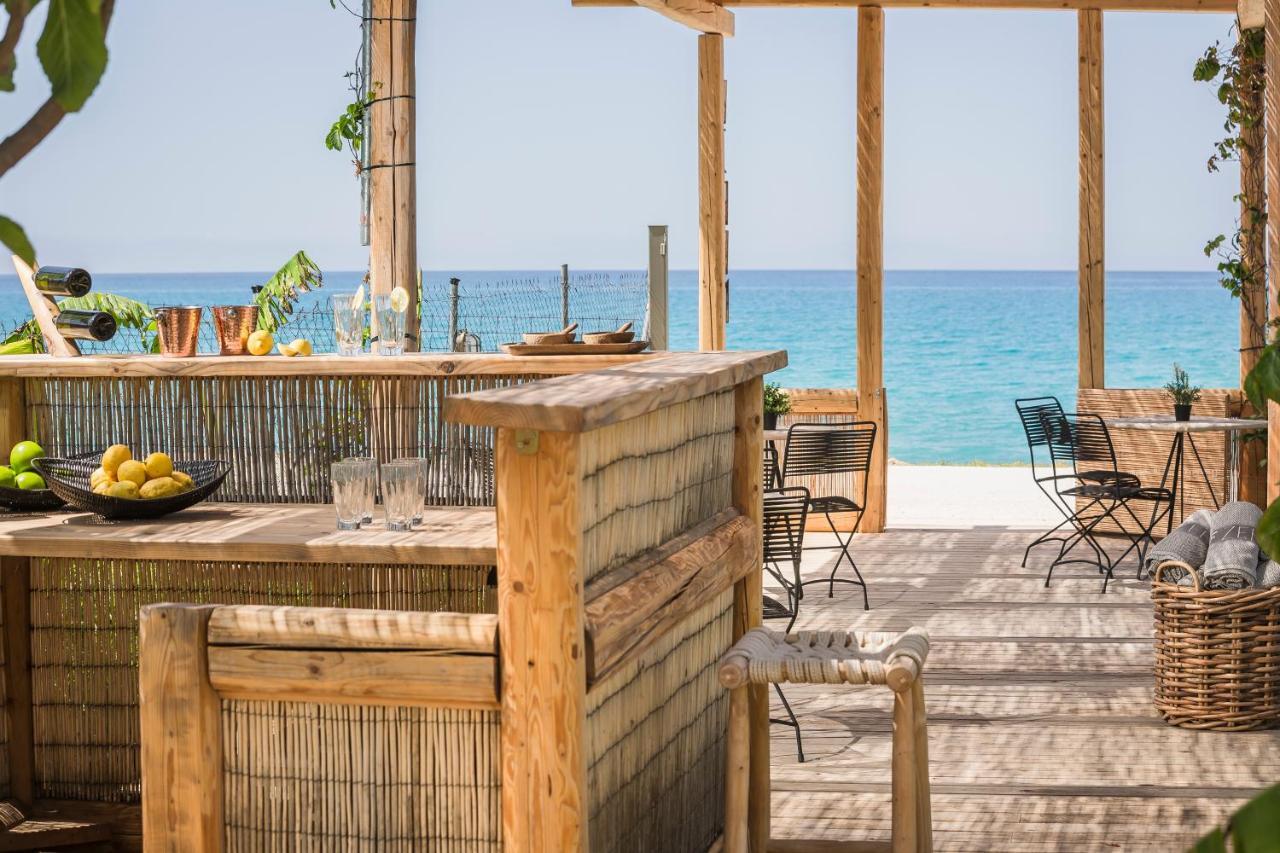 F Zeen Kefalonia (Adults Only) Lourdata  Eksteriør billede